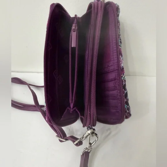 Vera Bradley All in One Wallet Crossbody Bag Adjustable and Removable Strap - Picture 8 of 11